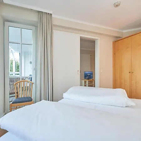 Apartment In Attraktiver Lage Des Ostseebades Sellin (Rugen)